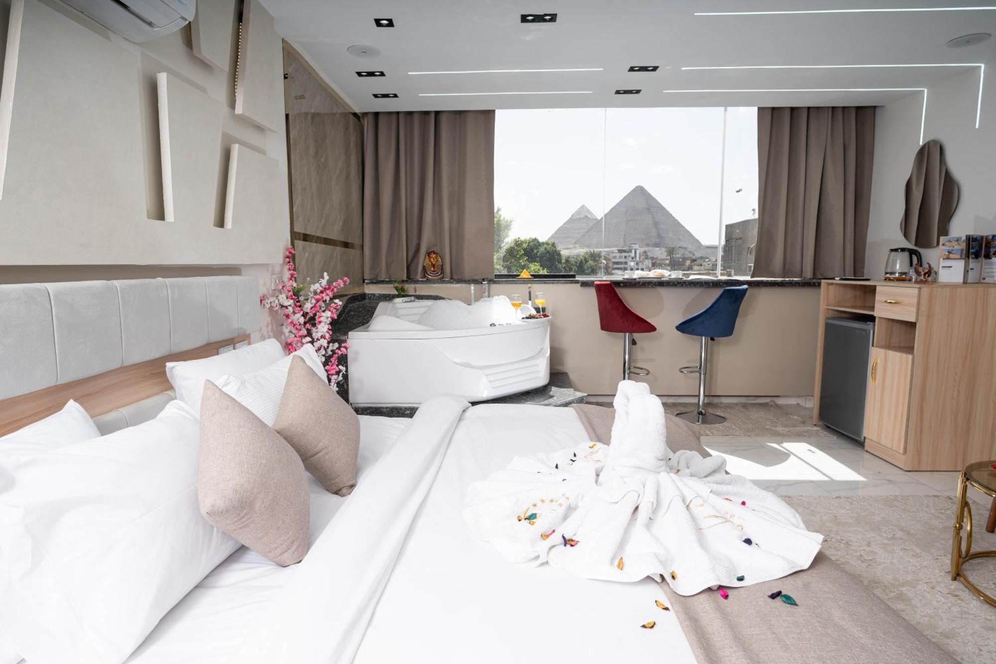 Camel Pyramids View Bed and breakfast El Cairo